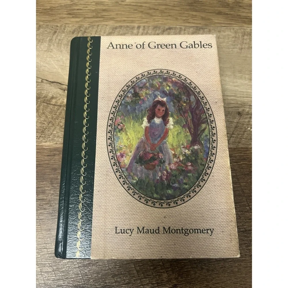 Anne of‎ Green Gables by L. M. Montgomery Hardcover Book